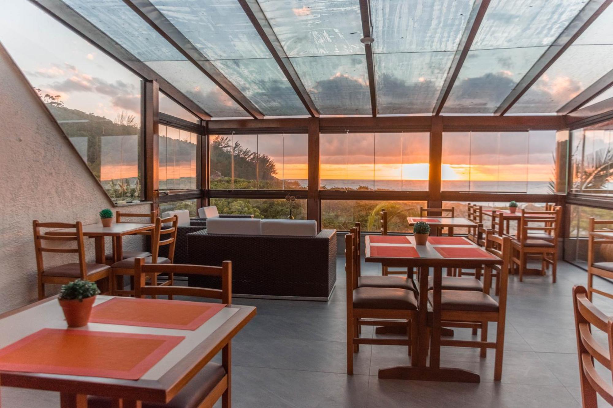 Ferrujao Pousada E Restaurante Garopaba Buitenkant foto